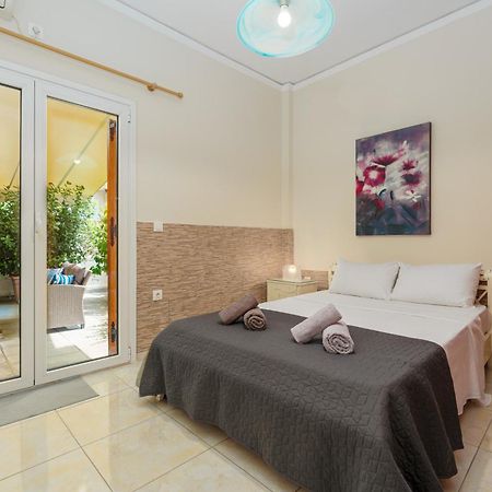 Nostos Apartment, With A Spacious Backyard Artemida  Esterno foto