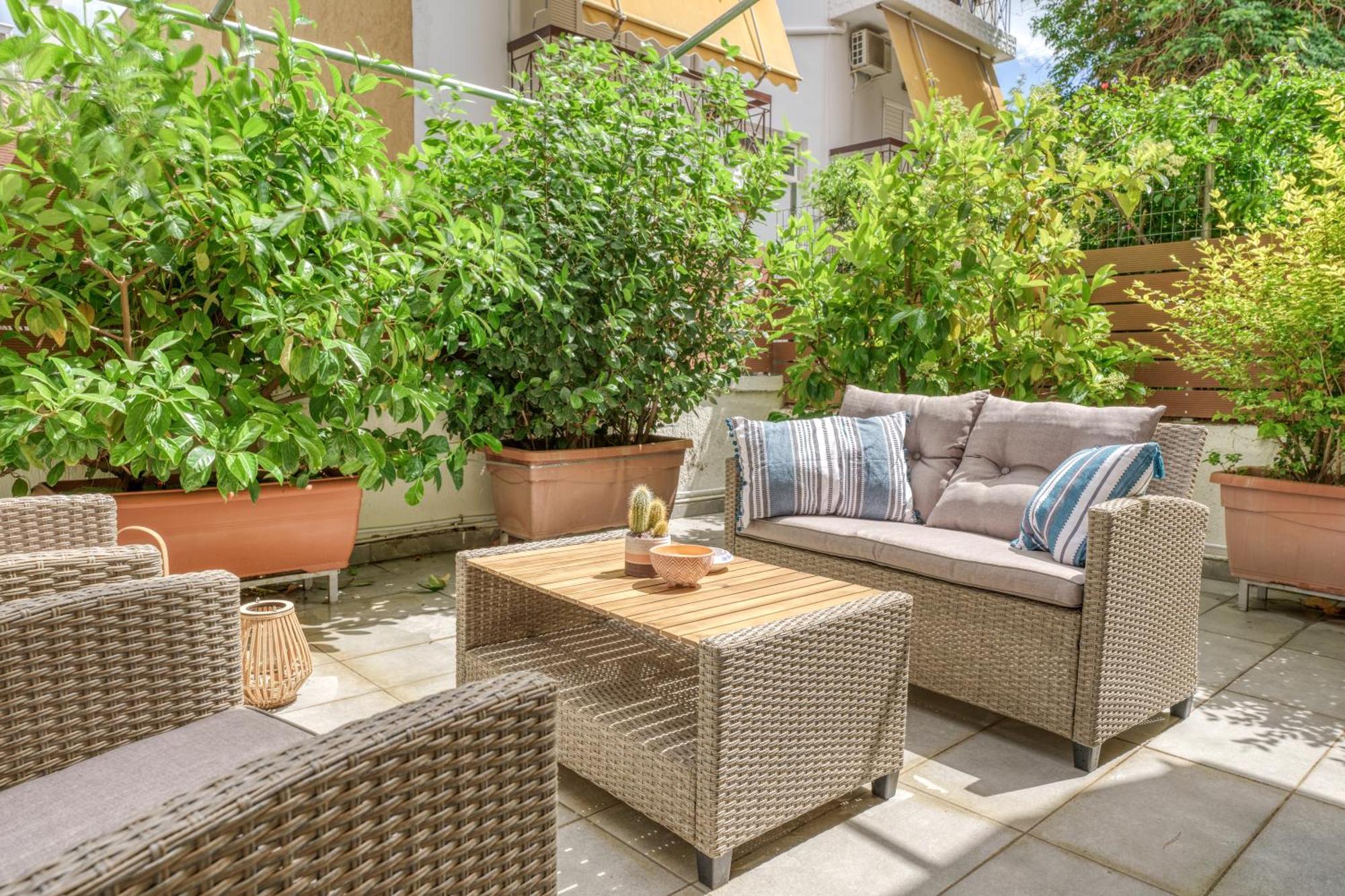 Nostos Apartment, With A Spacious Backyard Artemida  Esterno foto